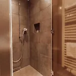 Encanto Restaurant 호텔 바링엔